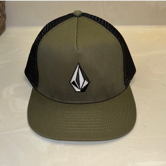 Volcom Full Stone Trucker Snap back Hat Cap Green O/S NWOT - Picture 1 of 8